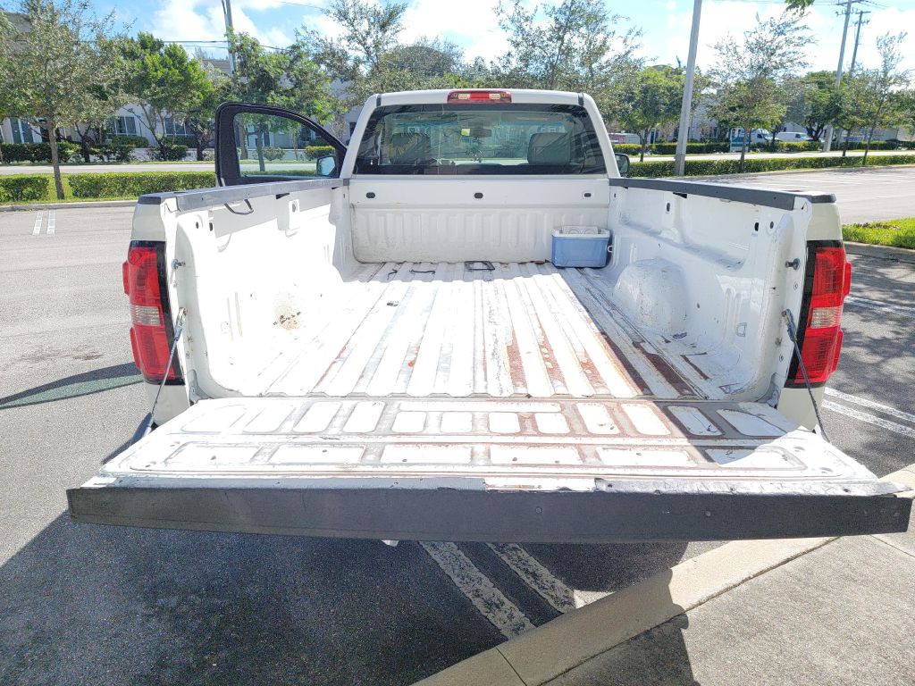 2015 GMC Sierra Image 9