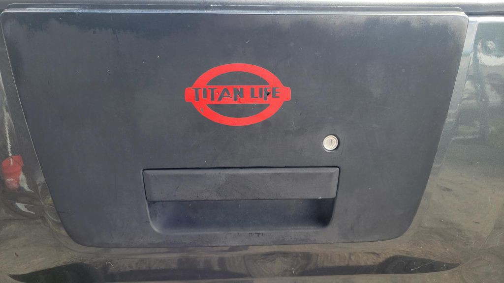 2012 Nissan Titan Image 15
