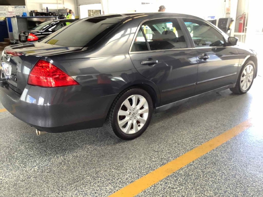 2007 Honda Accord Image 3