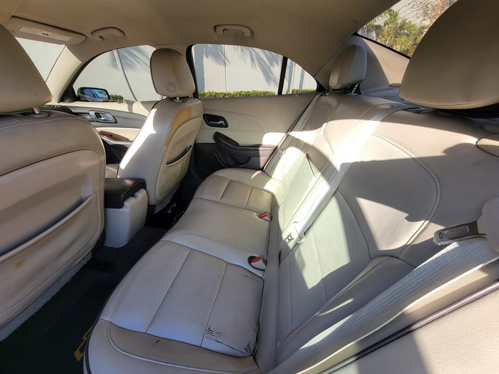 2013 Chevrolet Malibu Image 9
