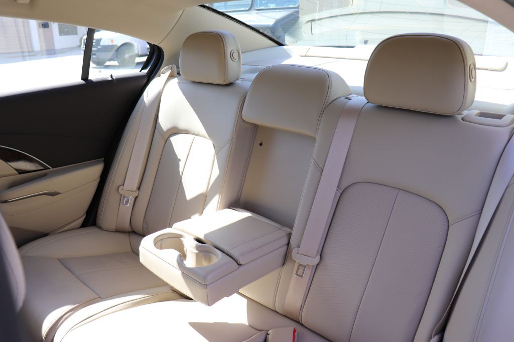 2015 Buick Lacrosse Image 12
