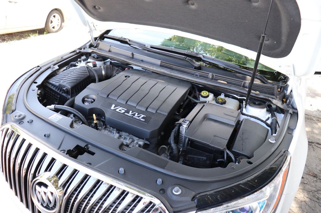 2015 Buick Lacrosse Image 19
