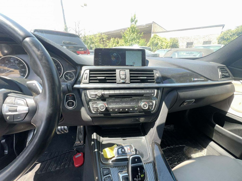 2017 BMW 4 Series Image 24