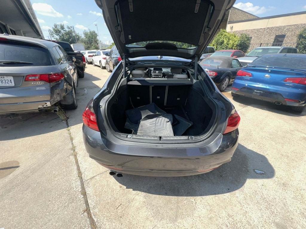 2017 BMW 4 Series Image 25