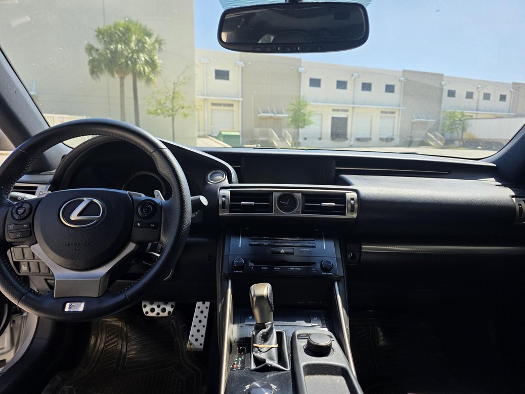 2014 Lexus IS 250 Image 11