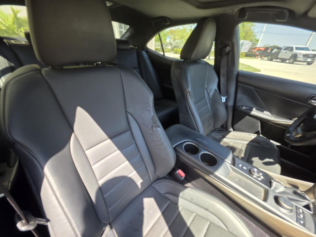 2014 Lexus IS 250 Image 12