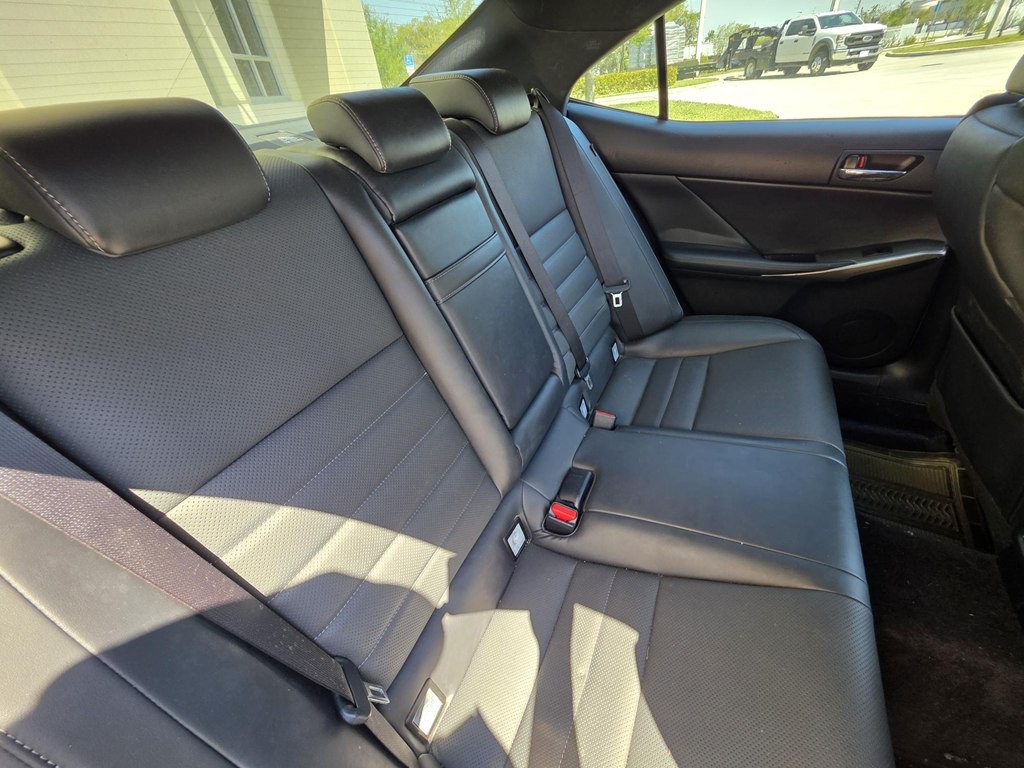 2014 Lexus IS 250 Image 14