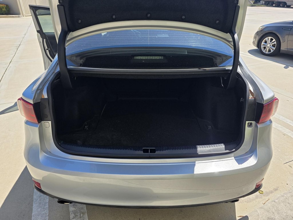 2014 Lexus IS 250 Image 18