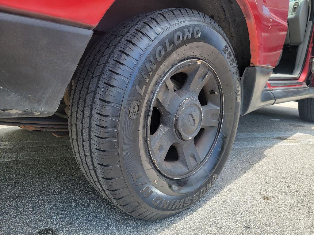 2003 Ford Explorer Image 17