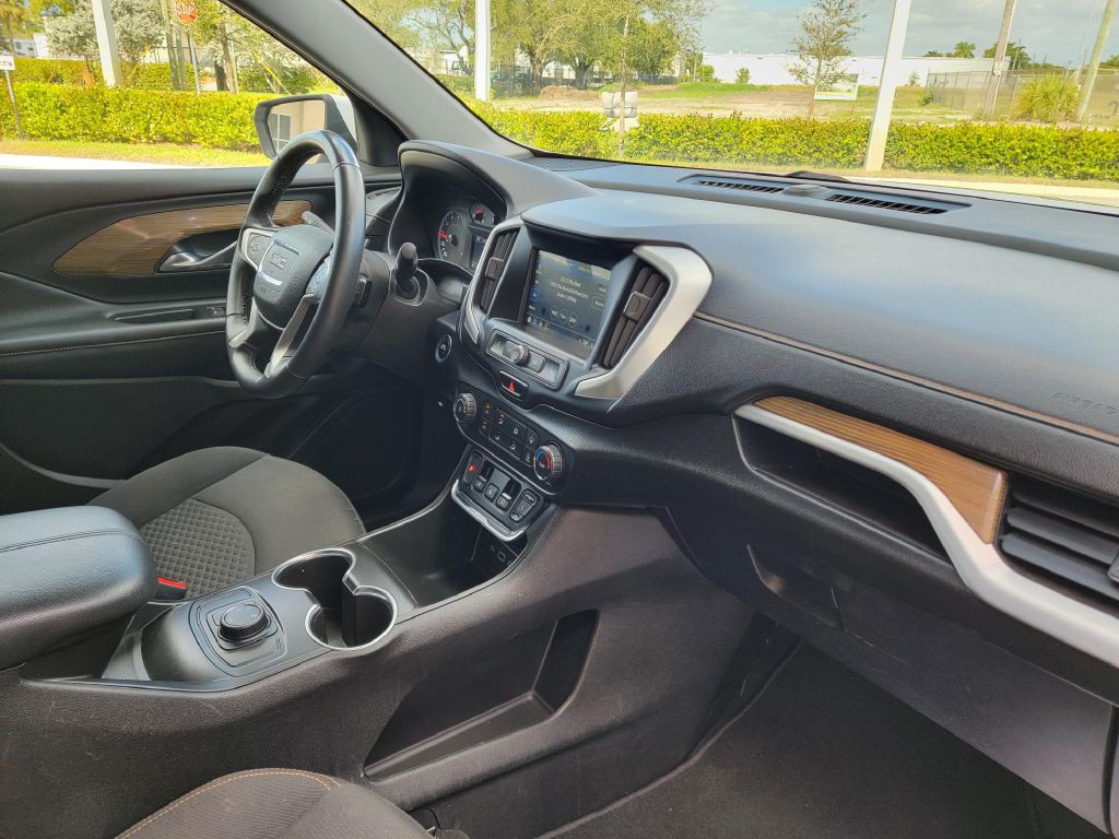 2018 GMC Terrain Image 14