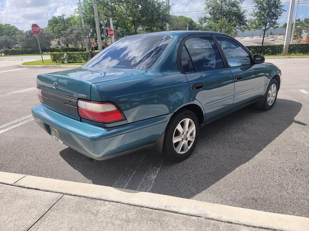 1996 Toyota Corolla Image 6