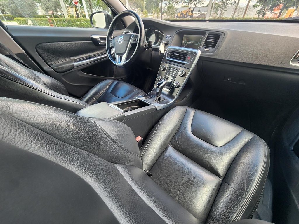 2014 Volvo S60 Image 11
