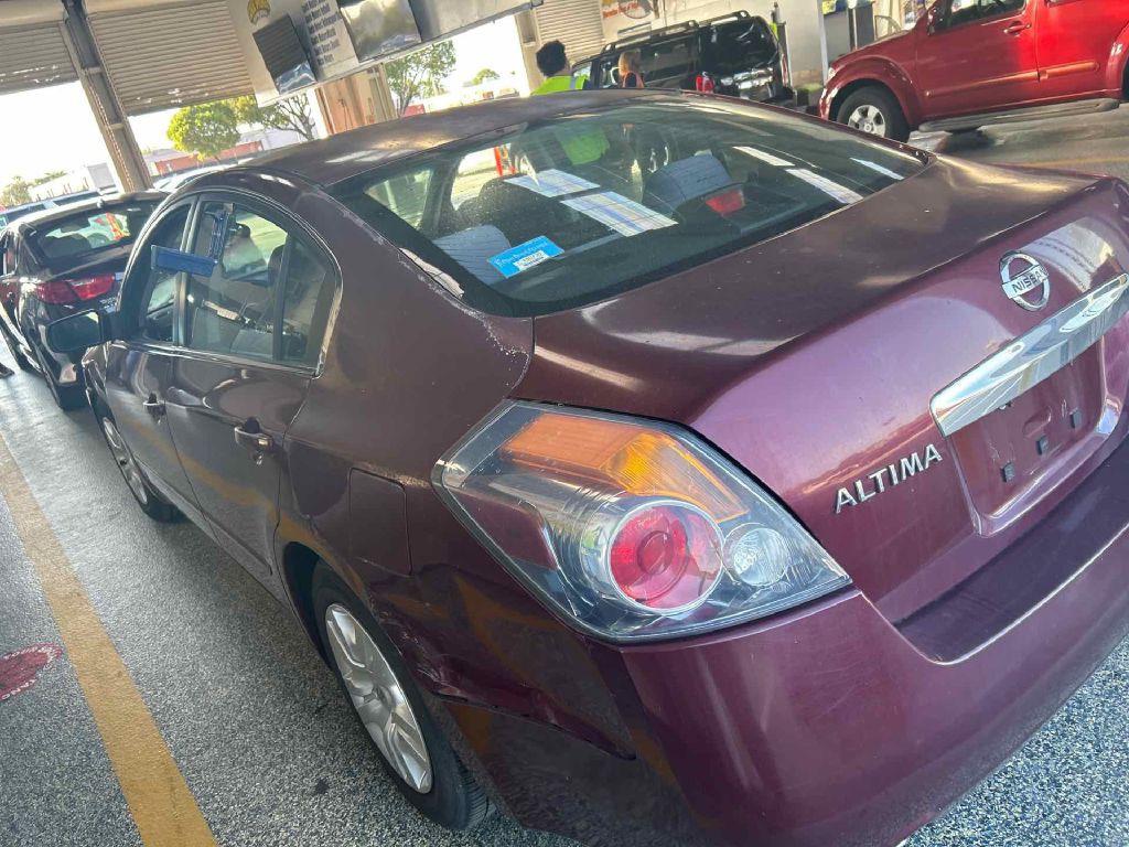 2012 Nissan Altima Image 3