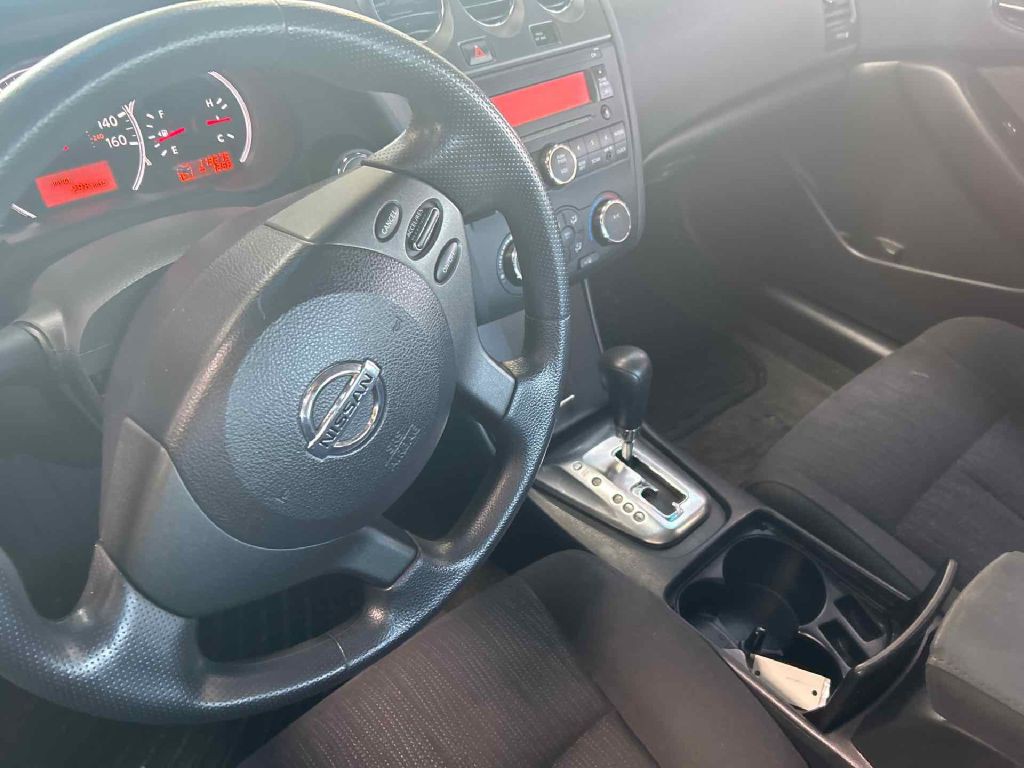 2012 Nissan Altima Image 5