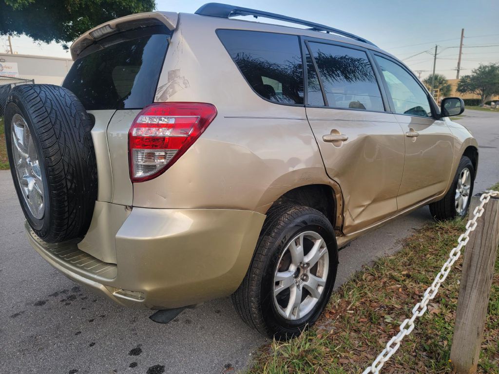 2011 Toyota Rav4 Image 7