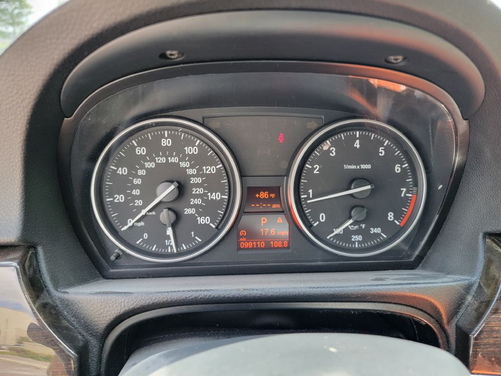 2012 BMW 3 Series Image 14