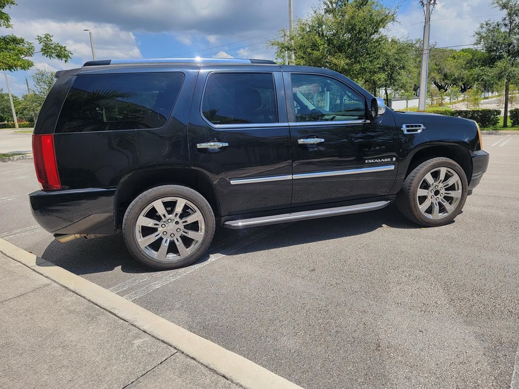 2007 Cadillac Escalade Image 6