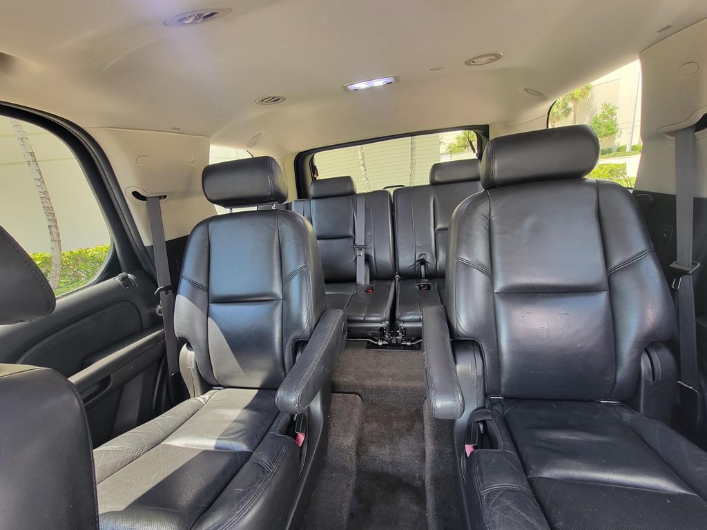 2007 Cadillac Escalade Image 16
