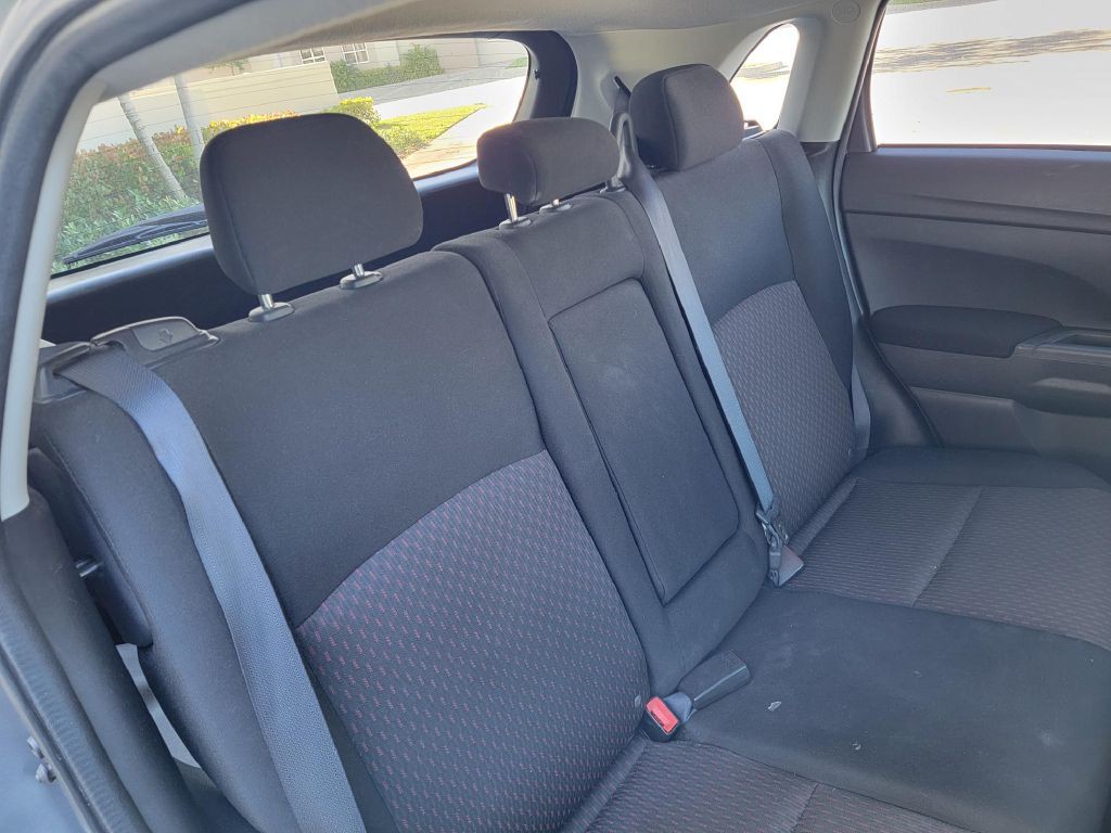 2017 Mitsubishi Outlander Image 13