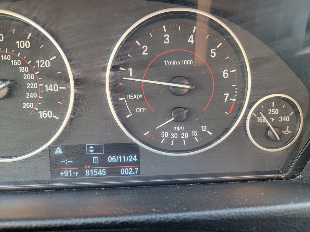 2014 BMW 3 Series Image 12