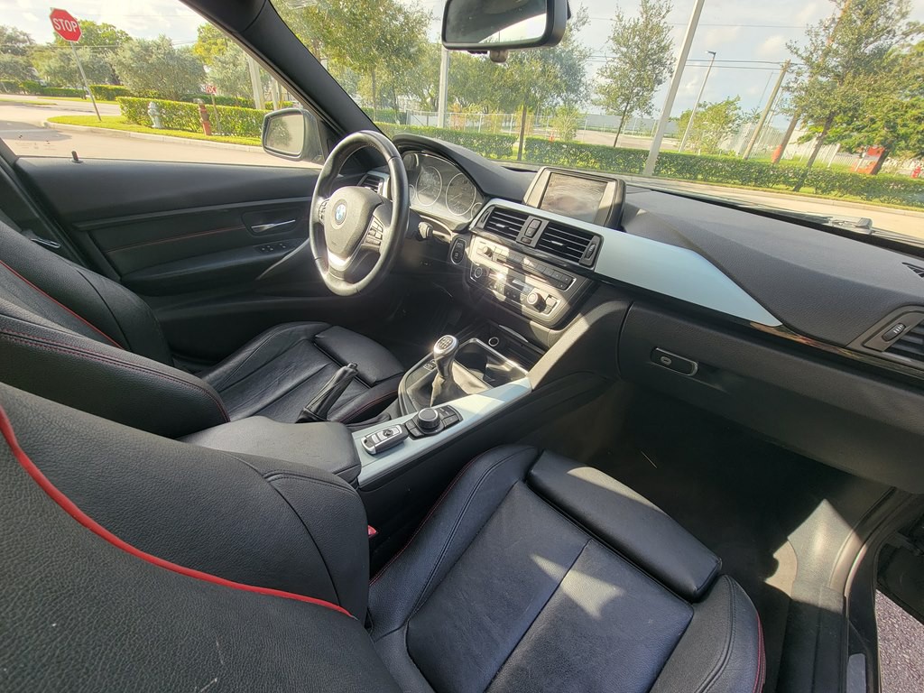 2014 BMW 3 Series Image 14