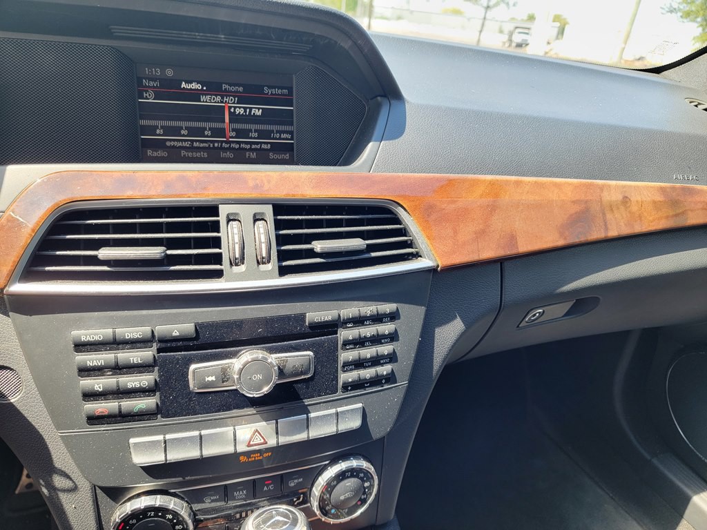 2013 Mercedes-Benz C-Class Image 14