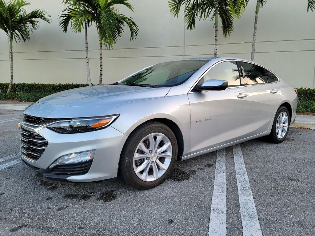 2020 Chevrolet Malibu Image 2