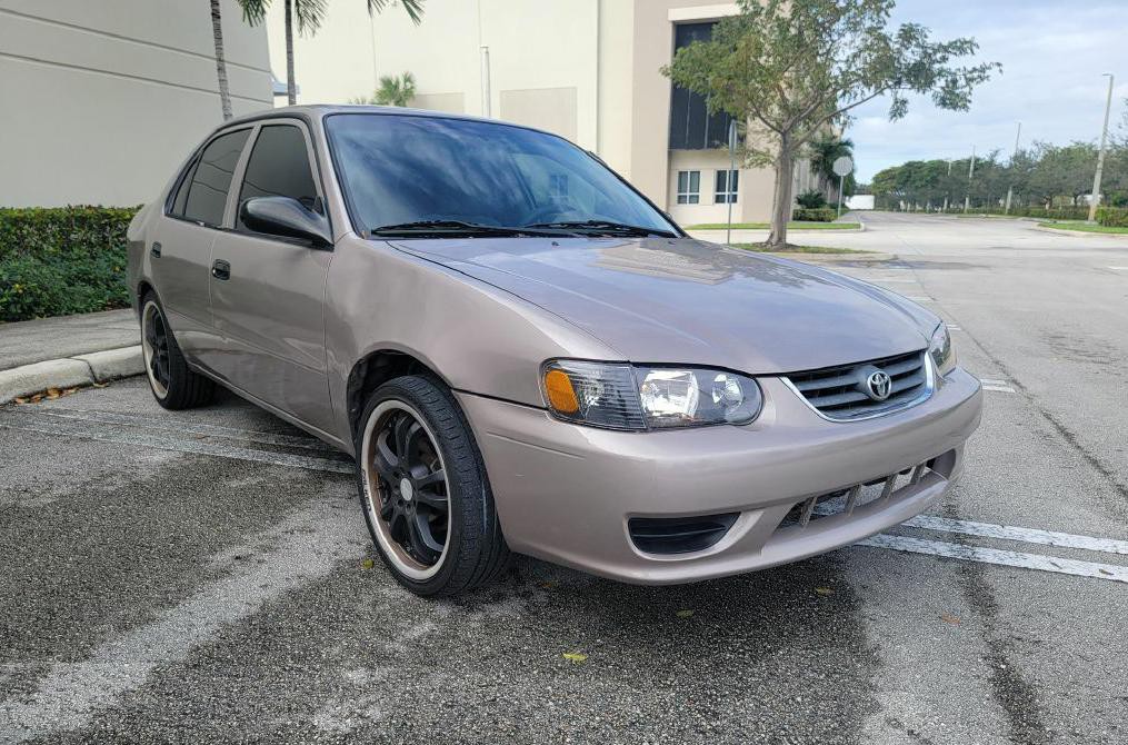 2002 Toyota Corolla Image 4