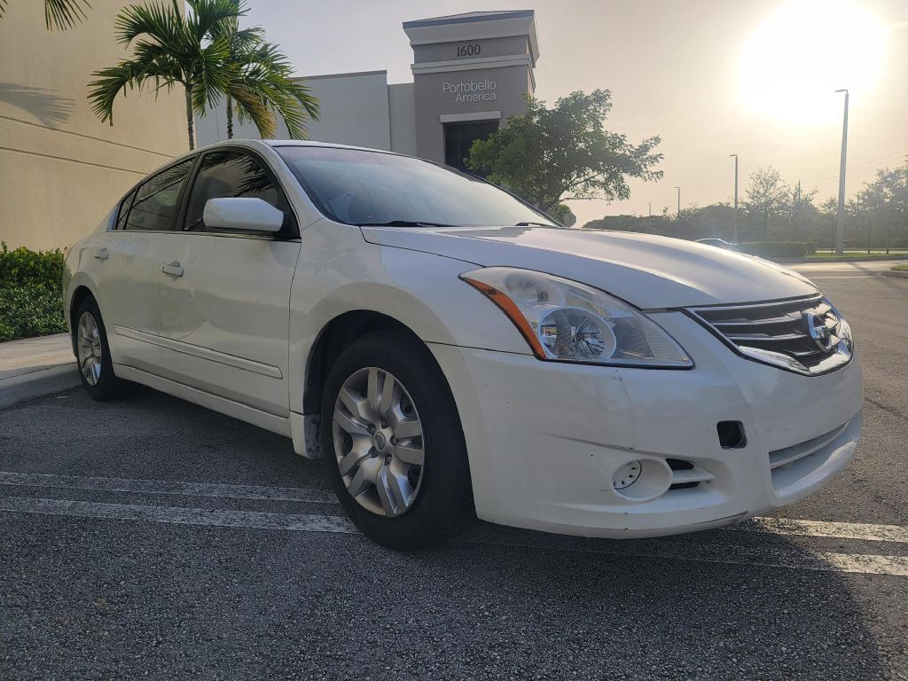 2011 Nissan Altima Image 5
