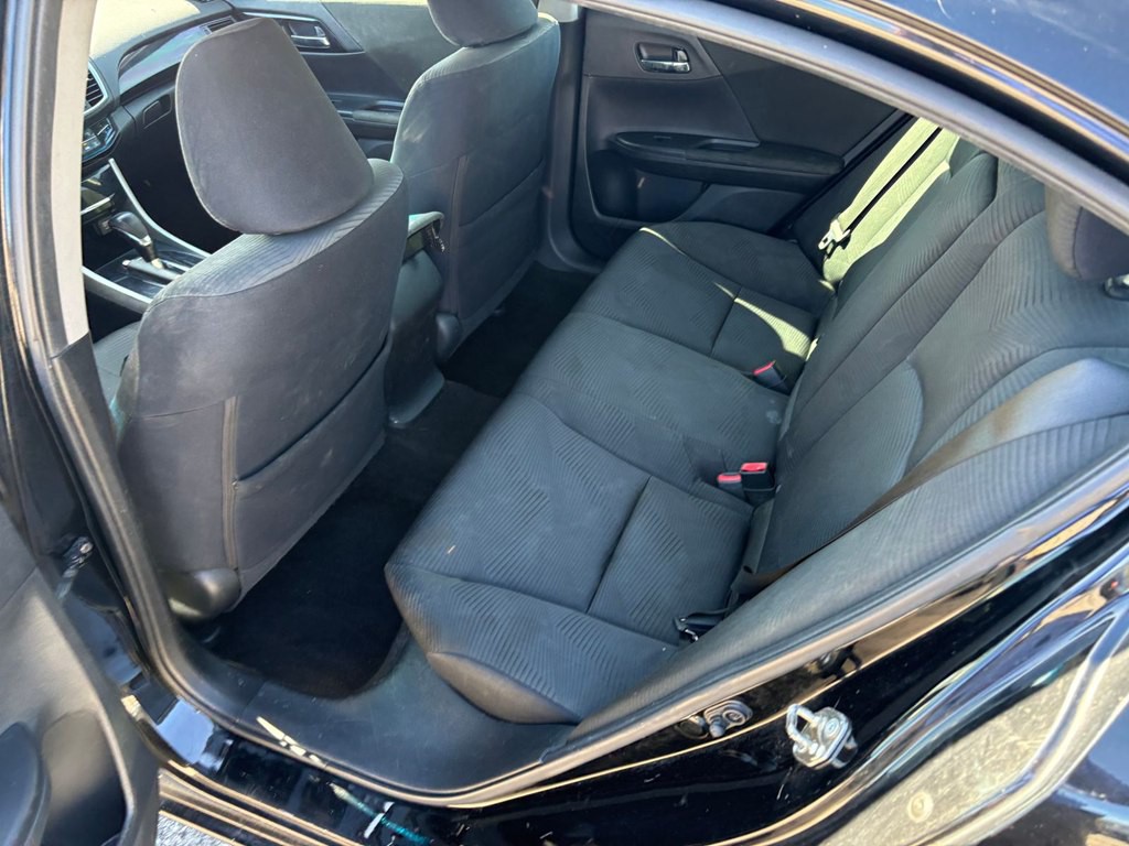 2017 Honda Accord Image 7