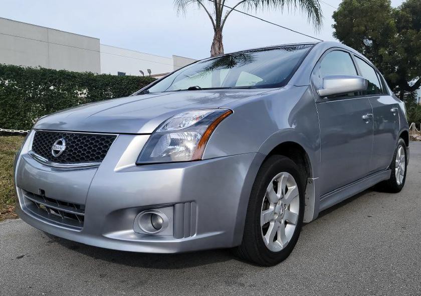 2012 Nissan Sentra Image 1