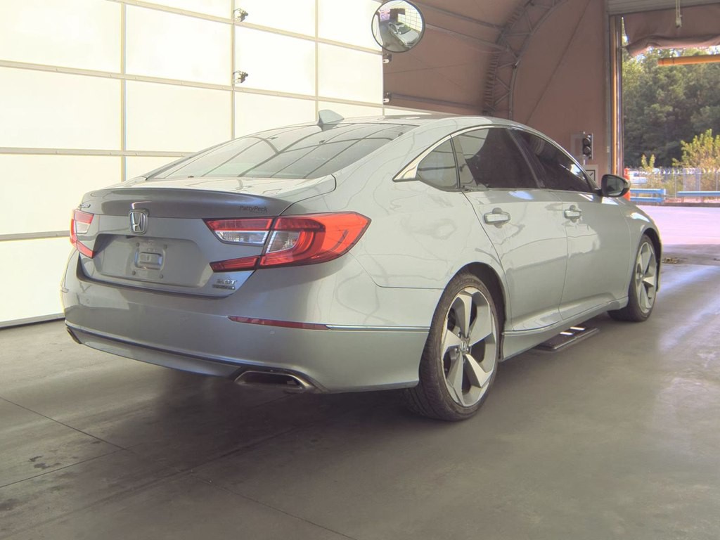 2018 Honda Accord Image 5