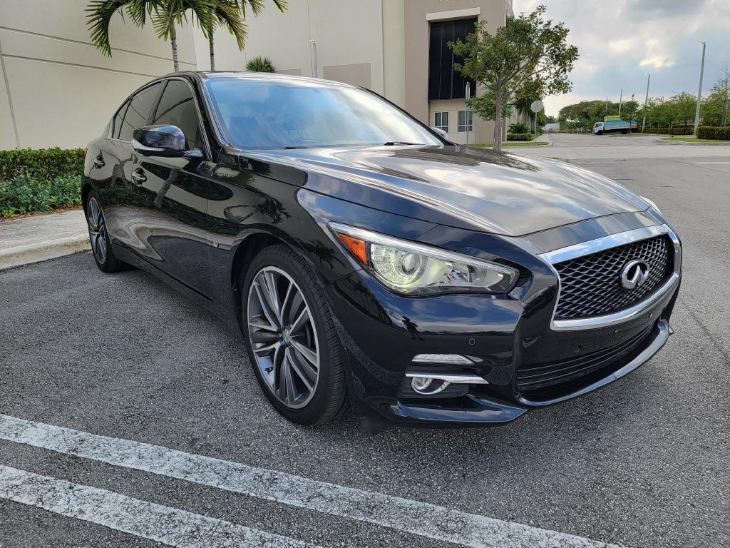 2014 INFINITI Q50 Image 2