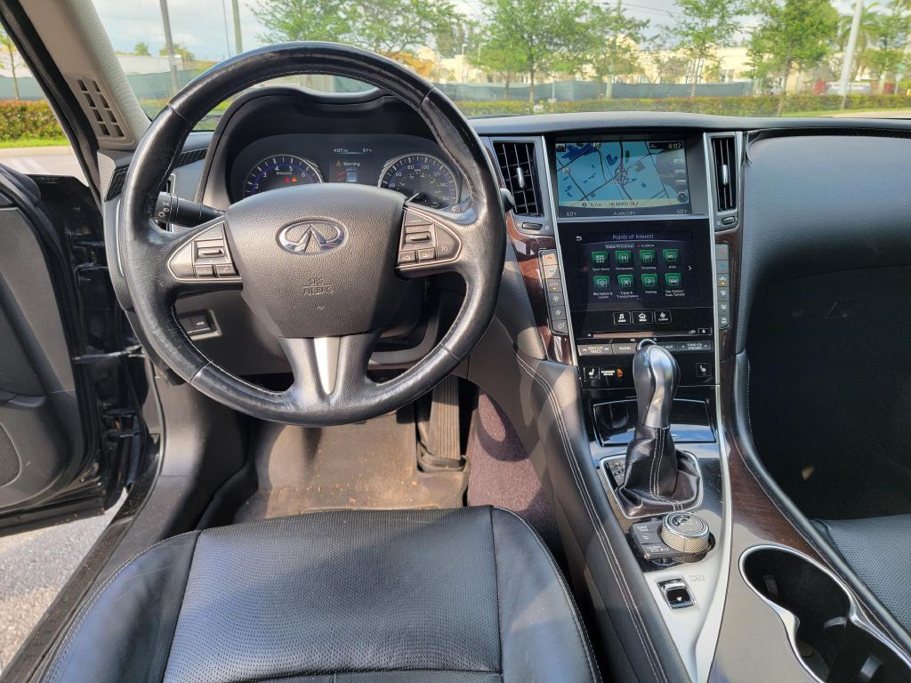 2014 INFINITI Q50 Image 16