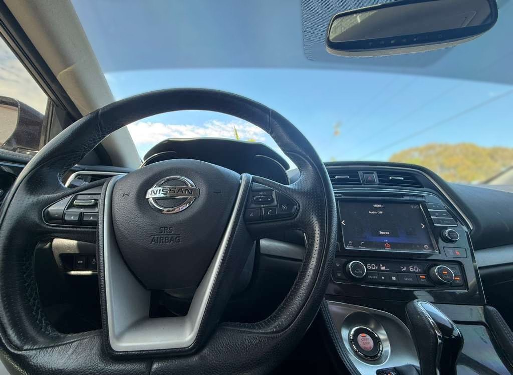 2016 Nissan Maxima Image 6