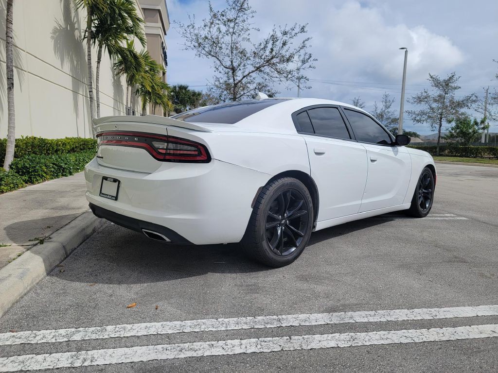 2017 Dodge Charger Image 5
