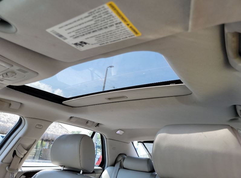 2007 Cadillac DTS Image 11