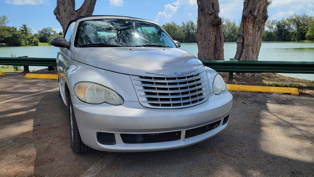 2007 Chrysler PT Cruiser Image 10