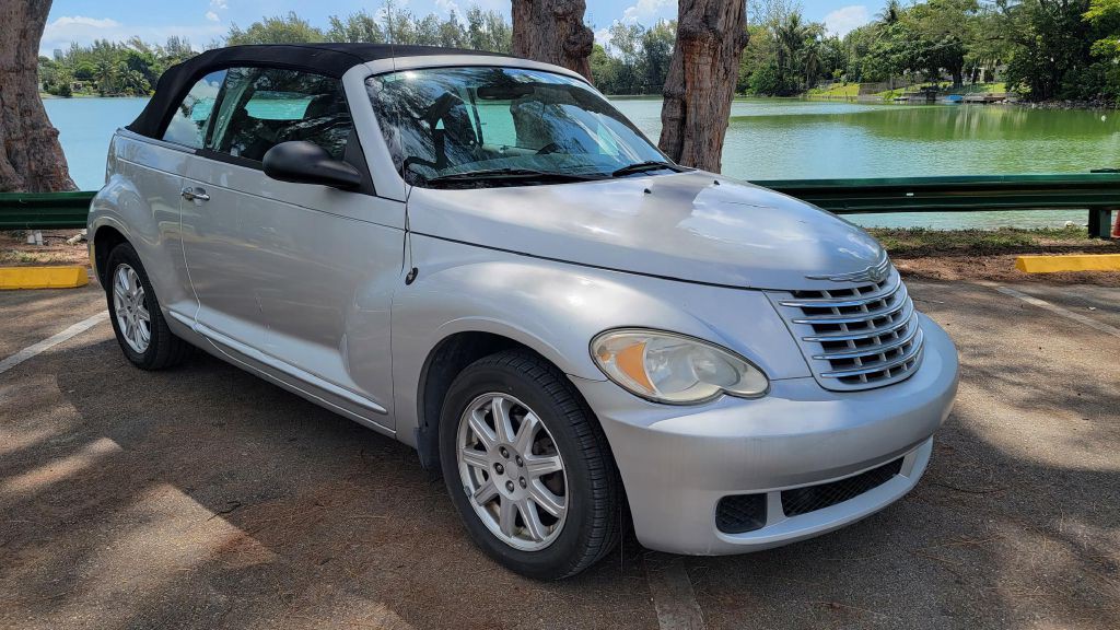 2007 Chrysler PT Cruiser Image 12