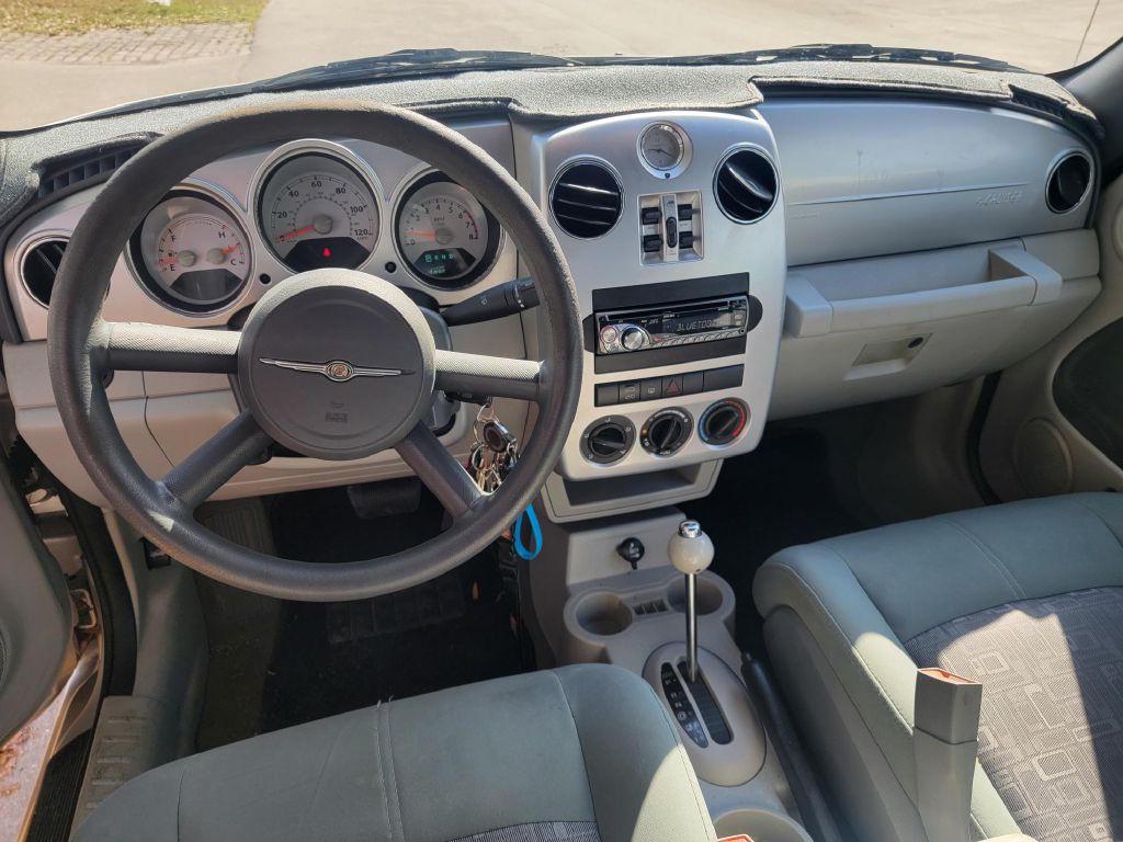 2007 Chrysler PT Cruiser Image 31
