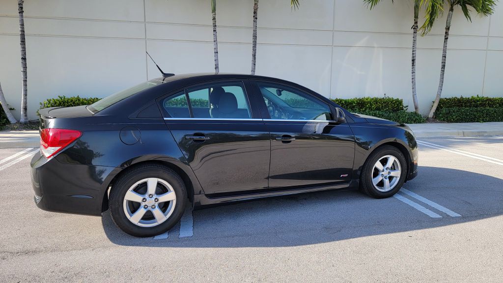 2011 Chevrolet Cruze Image 14