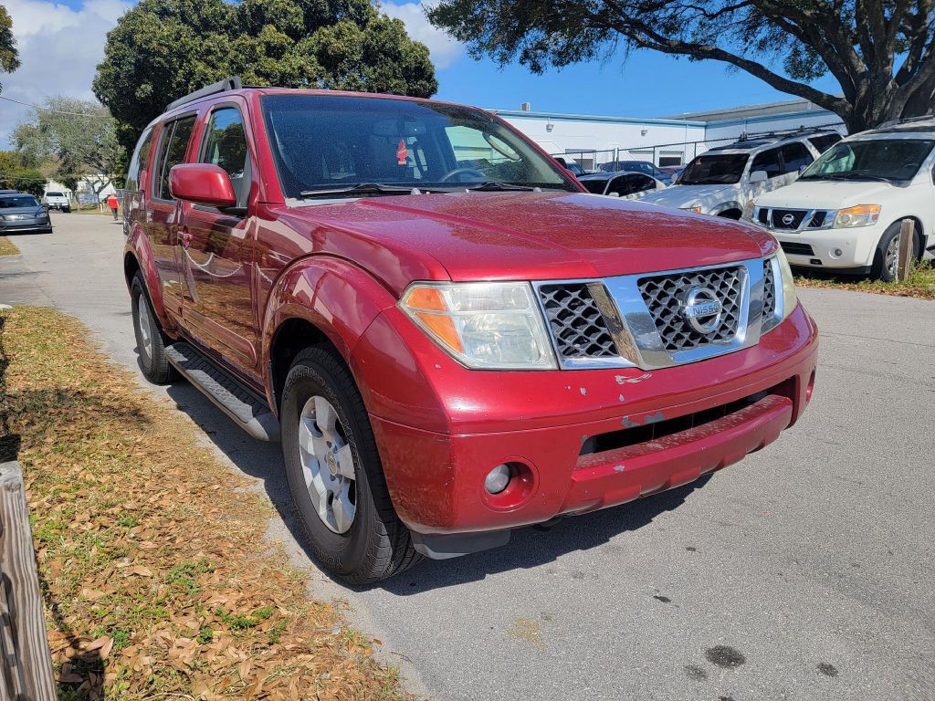2006 Nissan Pathfinder Image 1