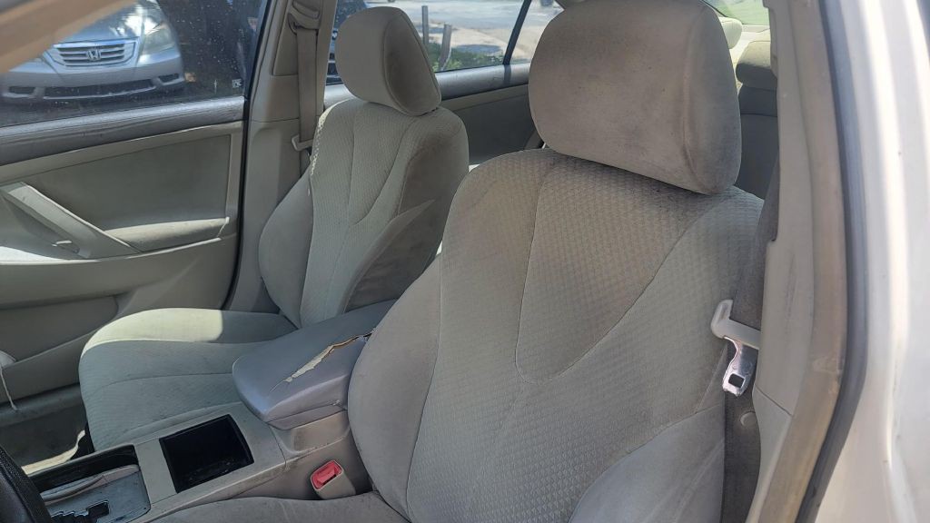 2007 Toyota Camry Image 6