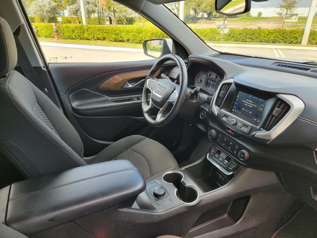 2018 GMC Terrain Image 12