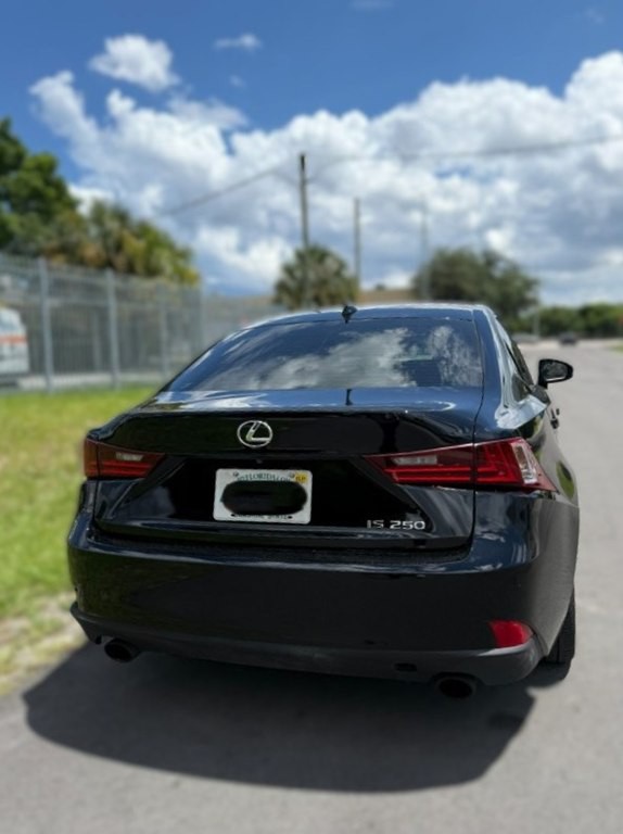 2014 Lexus IS Image 5