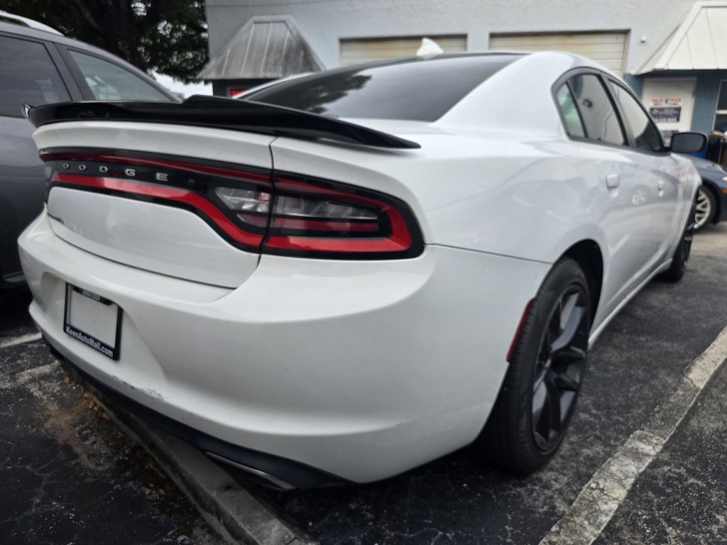 2016 Dodge Charger Image 13