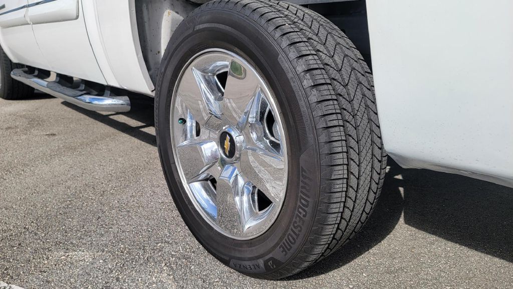 2011 Chevrolet Silverado 1500 Image 18