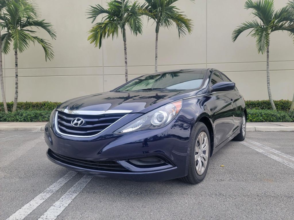 2013 Hyundai Sonata Image 1