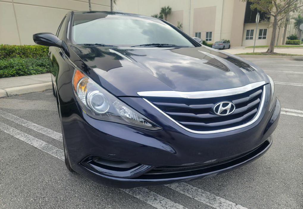 2013 Hyundai Sonata Image 4