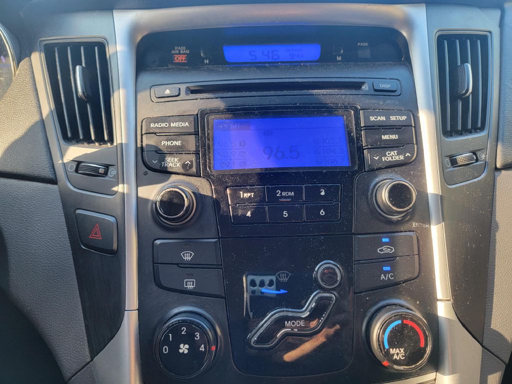 2013 Hyundai Sonata Image 15